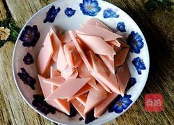 青椒炒鸡蛋火腿片的做法图解2