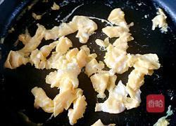 青椒炒鸡蛋火腿片的做法图解6