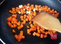 豌豆烩三鲜的做法图解3