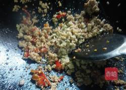 三色萝卜丝包子的做法图解3