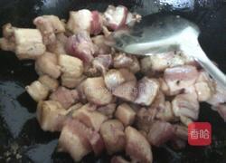 板栗红烧肉的做法图解4