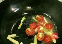 小蕃茄烧罗非鱼的做法图解6