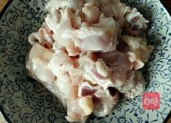 香煸辣子鸡的做法图解1