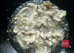 香煸辣子鸡的做法图解2