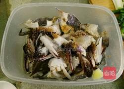 葱姜炒蟹的做法图解2
