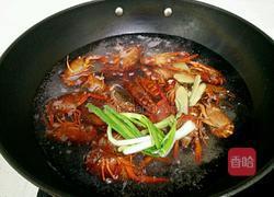 白灼小龙虾的做法图解7