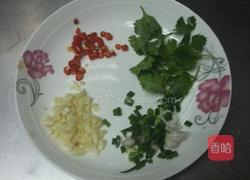 凉拌皮蛋的做法图解2