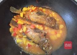 番茄焖石斑鱼块的做法图解8