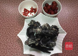 枸杞红枣乌鸡汤的做法图解3