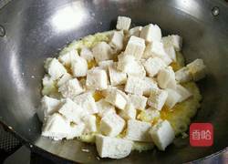 鸡蛋炒馍花的做法图解5