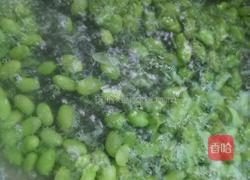 辣椒炒青豆的做法图解1
