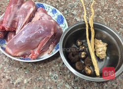 滋补老鸭汤的做法图解1