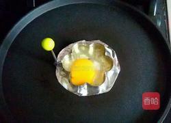 无油煎鸡蛋的做法图解3