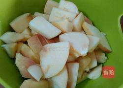 芹菜汁的做法图解2