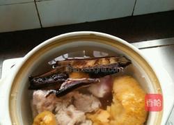 猴头菇炖排骨的做法图解3