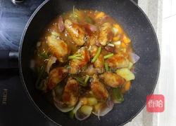 三汁鸡翅焖锅的做法图解7