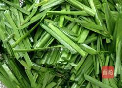 小河虾炒韭菜的做法图解4