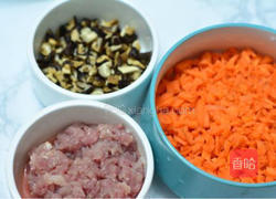 肉末胡萝卜粥的做法图解1
