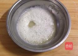 葡萄干纸杯蛋糕的做法图解2