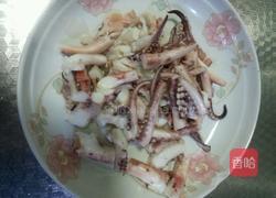 老干妈辣炒鱿鱼须的做法图解2