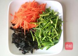 家常鱼香肉丝的做法图解1