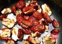 爱人红枣蛋糕的做法图解1