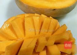 椰汁香芒西米露的做法图解7