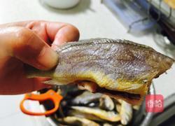 炸黄花鱼的做法图解3