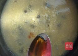 小米海参粥的做法图解6