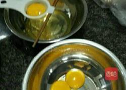电饭锅自制蛋糕的做法图解1