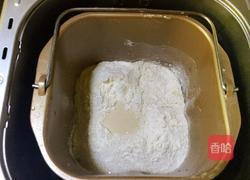 蜂蜜面包的做法图解1