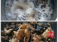 野蘑菇炖鸡的做法图解3