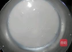 港式奶茶的做法图解6