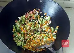 How to make colorful vegetable fried rice 1