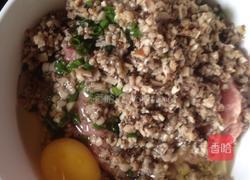 香菇猪肉水饺的做法图解4