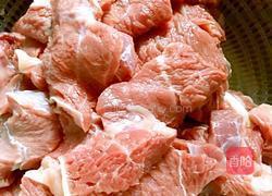 家常红烧牛肉的做法图解1