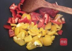 彩椒青瓜炒火腿的做法图解2