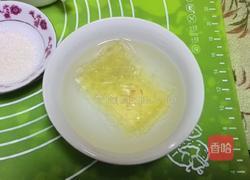 牛奶巧克力慕斯的做法图解2