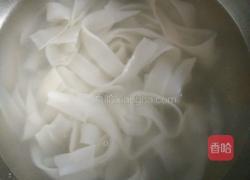 西红柿鸡蛋热汤面的做法图解4