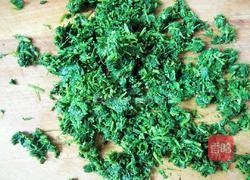 苜蓿摊鸡蛋饼的做法图解3