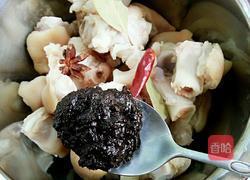 酱焖猪蹄的做法图解6