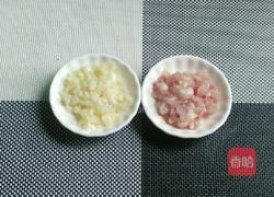 蒜香酱汁生菜的做法图解2