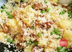 土家香肠糯米饭的做法图解1