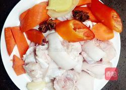 塔吉锅版焖猪蹄的做法图解1