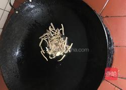 香菇腐竹闷肉的做法图解5