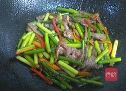 蒜苗炒牛肉的做法图解10