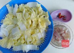 娃娃菜炒咸肉的做法图解1