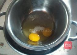 黄金可可纸杯蛋糕的做法图解1