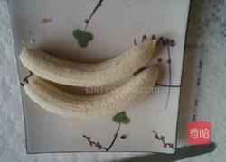 炸香蕉的做法图解1