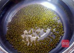 绿豆粥的做法图解2
